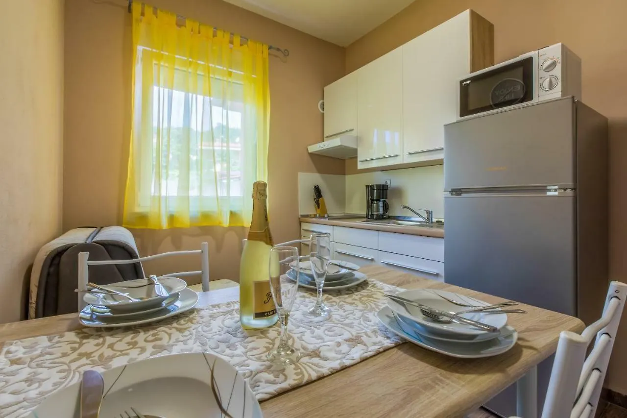 Apartmani Vesna Opric 4*,